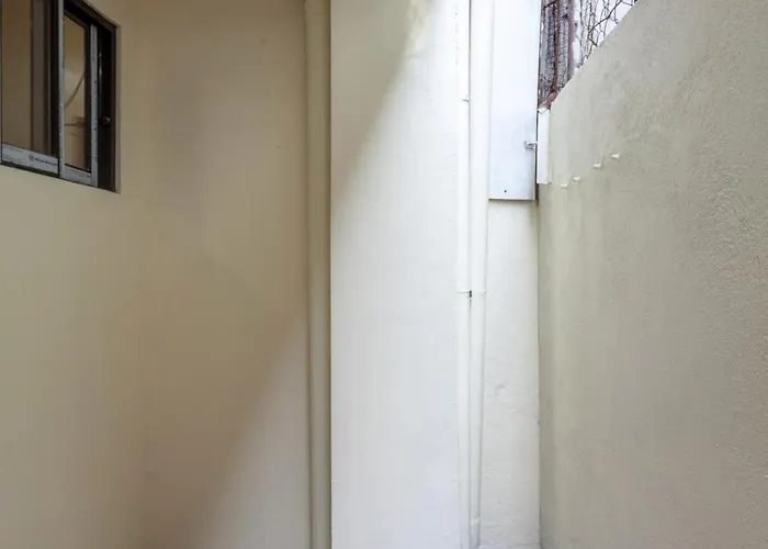 Cozy Modern Near Maginhawa & Katipunan Apartment